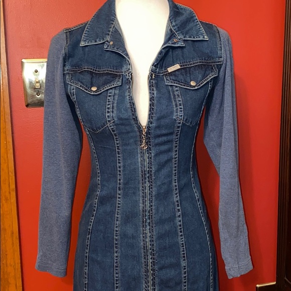 Life Basics Dresses & Skirts - Awesome vintage denim dress.
